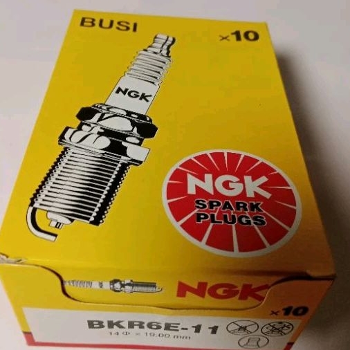 Busi Mobil  BKR 6E-11  Merk NGK Avanza Xenia