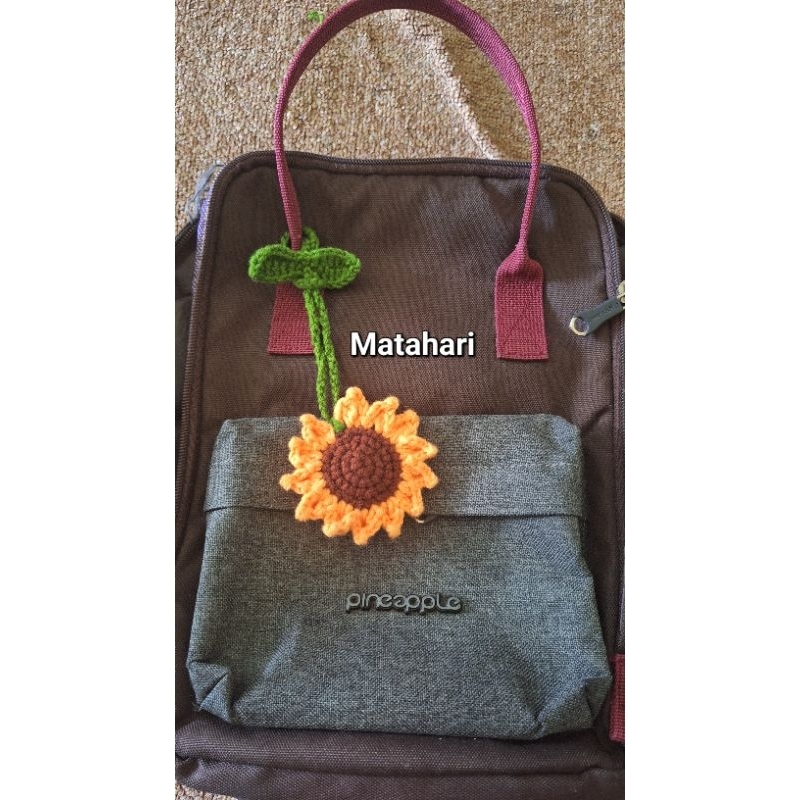 Bag Charm Bunga Matahari Rajut | Asesoris gantungan tas bunga matahari rajut