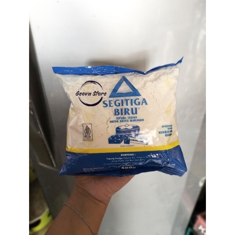 

Tepung terigu segitu biru / tepung terigu / tepung roti