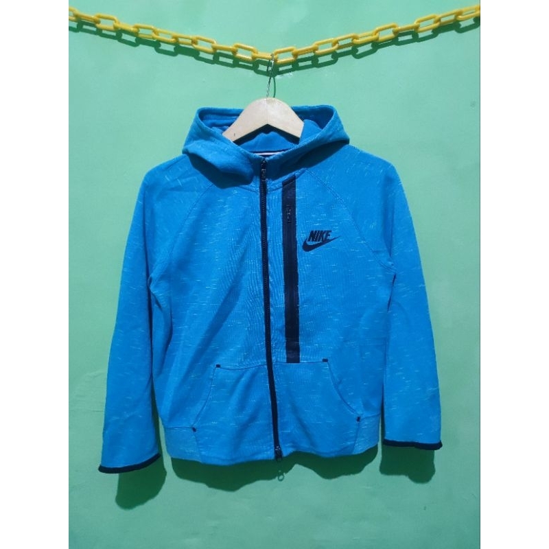 Nike Tech Second
