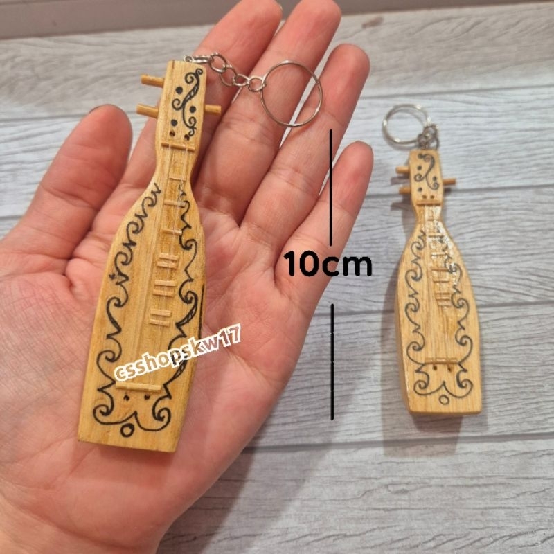 Souvenir Dayak Sape Gantungan Kunci
