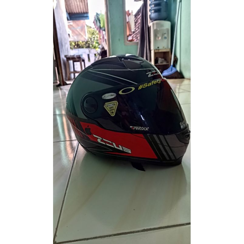 HELM zeus original