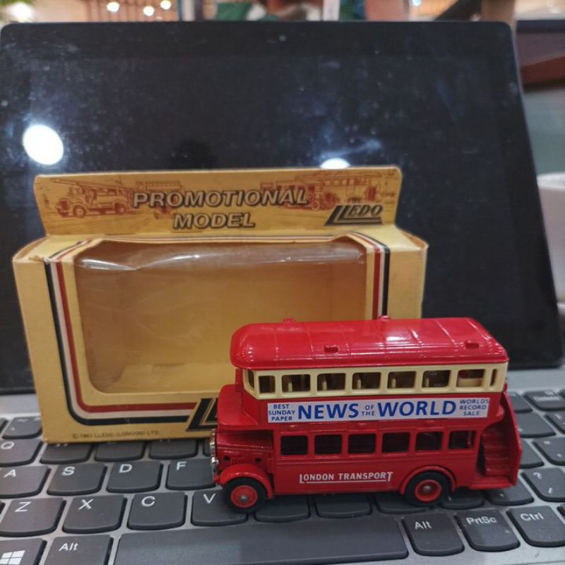 RARE...Lledo Bus London Transport Promotional Model