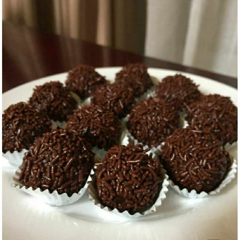 

bola bola coklat oreo