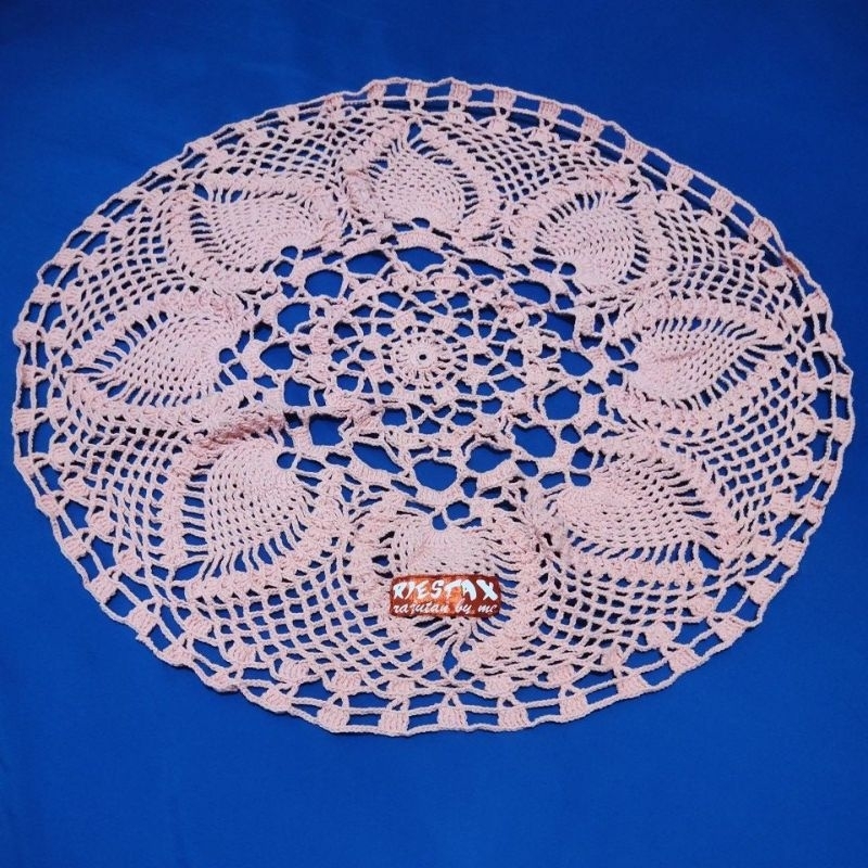 TAPLAK MEJA RAJUT BULAT