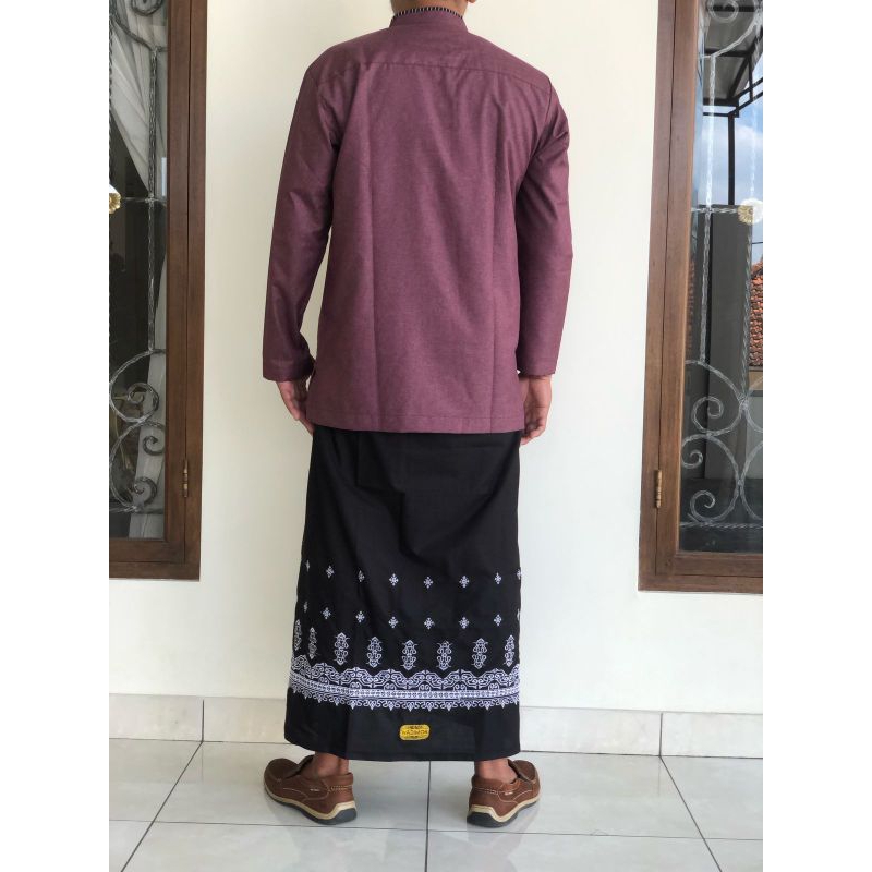 Sarung Bordir Wadimor