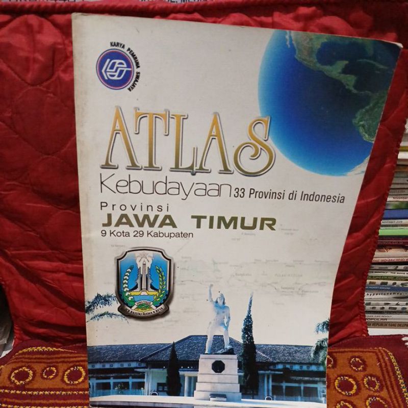 BUKU ATLAS KEBUDAYAAN 33 Provinsi di Indonesia