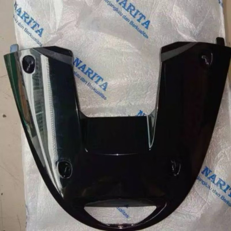 pet stop sambungan bodi bawah vario 110 karbu lama