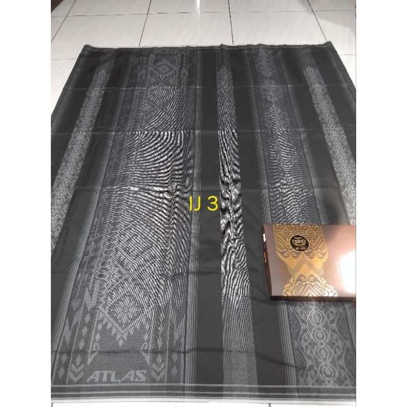 Sarung atlas idaman 590 jacquard