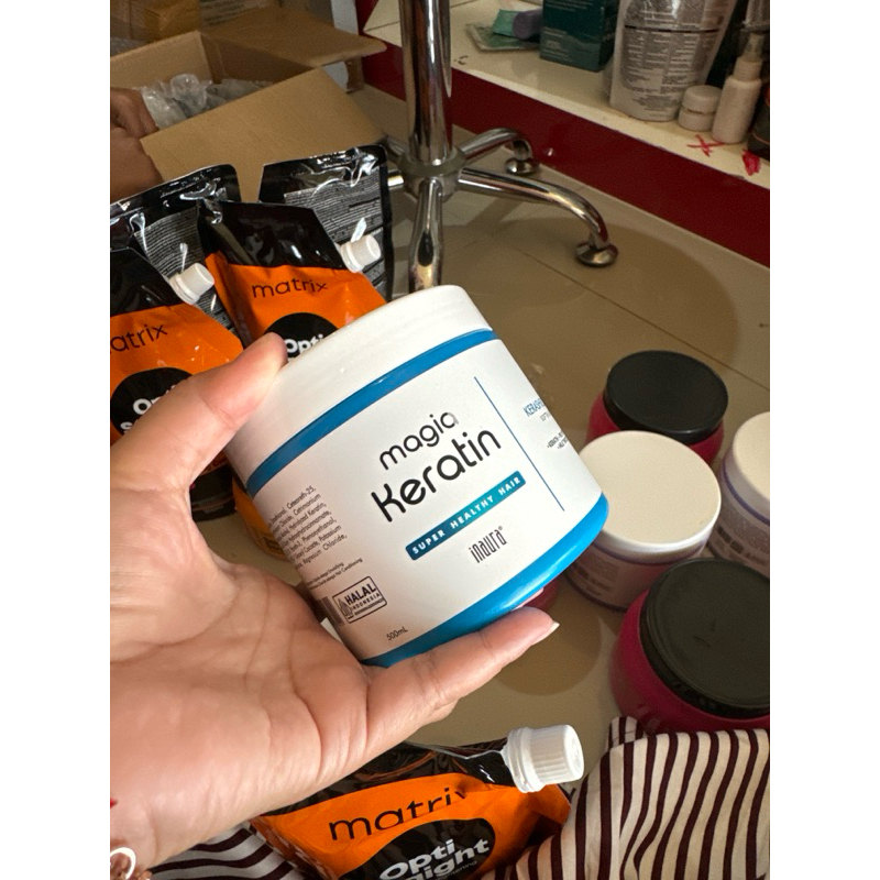 inaura magia keratin