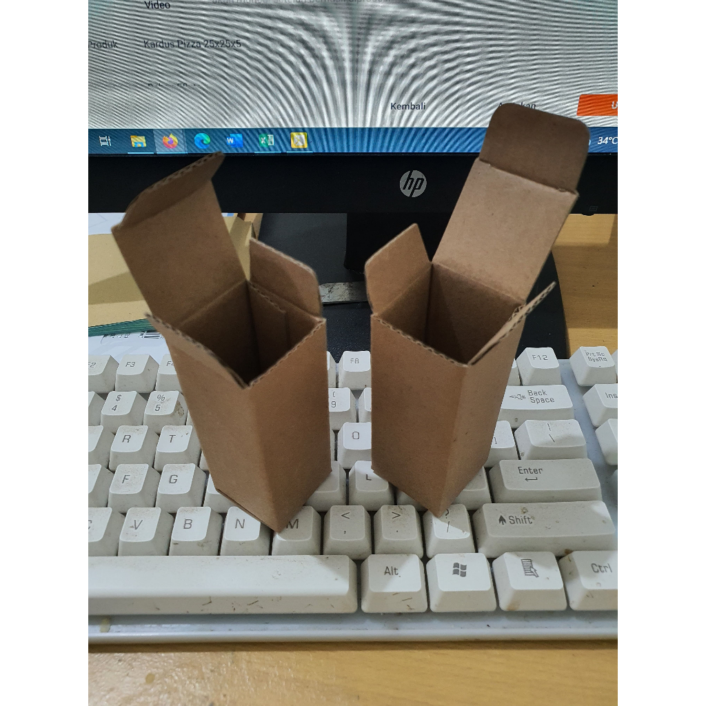 

Kardus model flip top polos uk. 5x5x9 cm