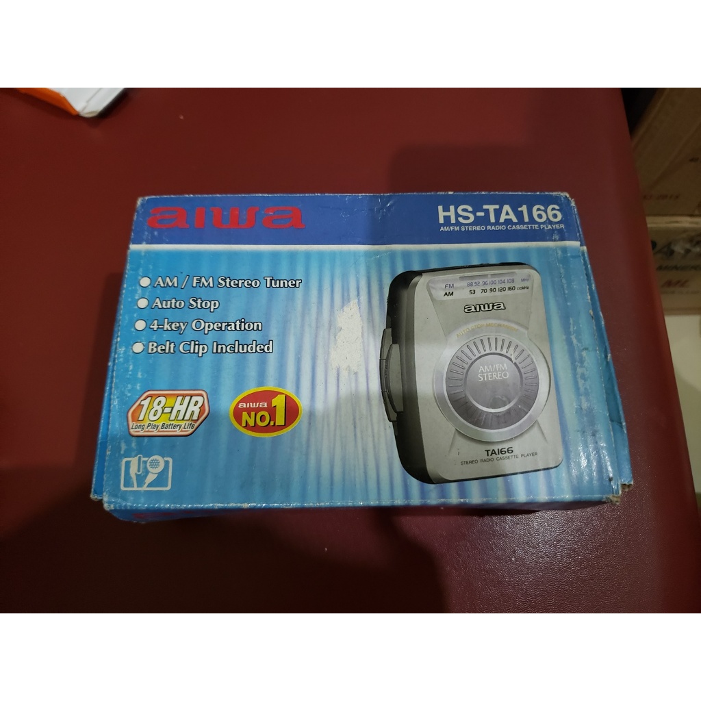 Walkman Aiwa HS-TA166 kondisi fisik baik lengkap dgn dus