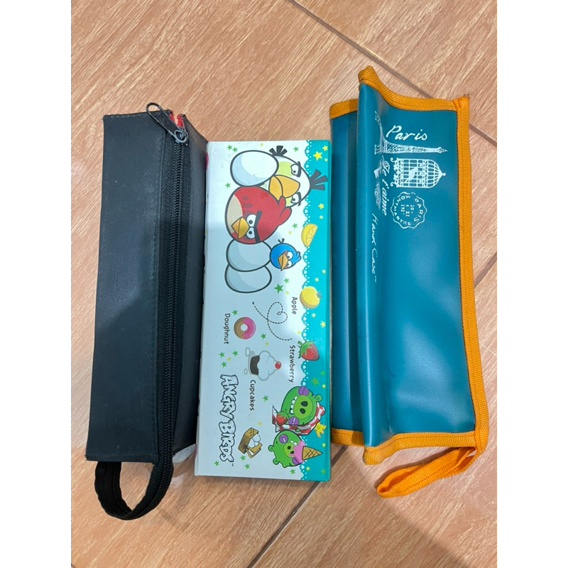 

Tempat Pensil