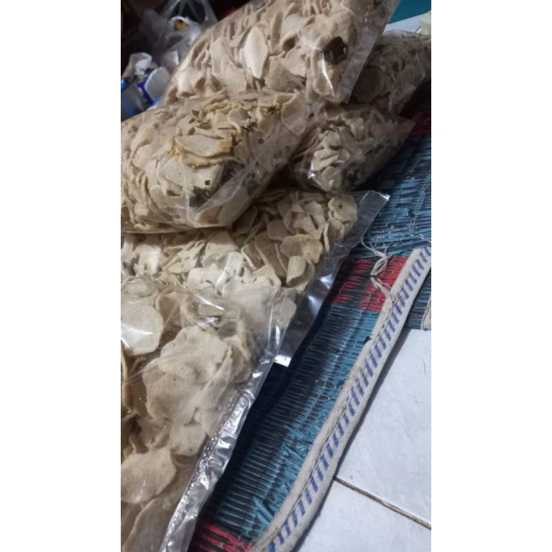 

Keripik Basreng Daun Jeruk 250grm