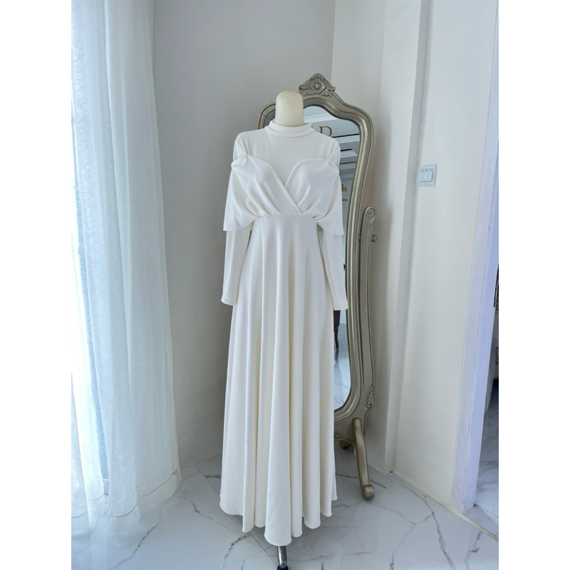 RENT/SEWA Dress Prewedding White