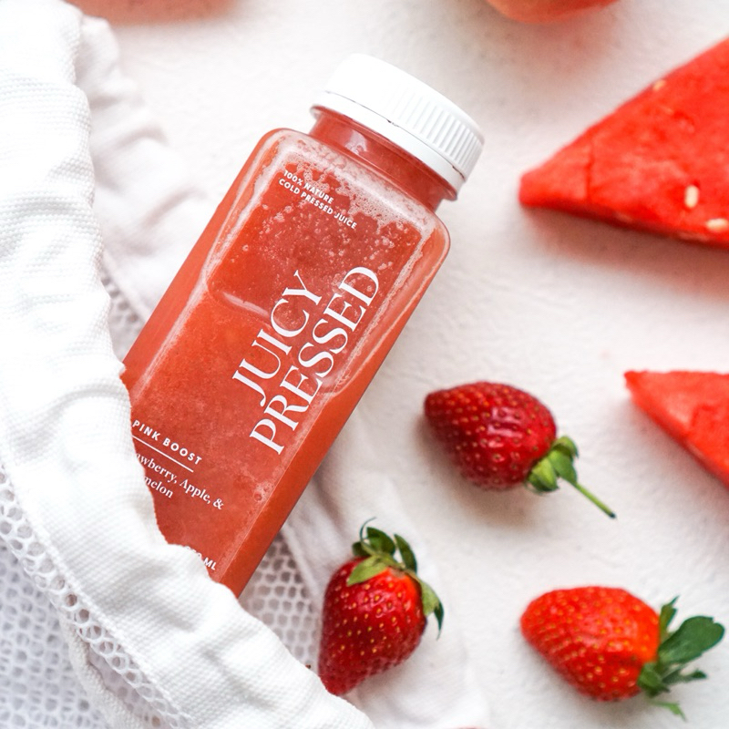 

Juicy Pressed Bandung - Pink Boost (Strawberry, Semangka, Apel) Detox Cold Pressed Juice 250 ml 100% jus buah dan sayuran