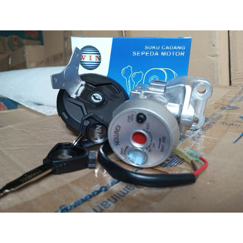 Kunci kontak SET + tutup tank motor YAMAHA NMAX OLD (2DP) merk WIN