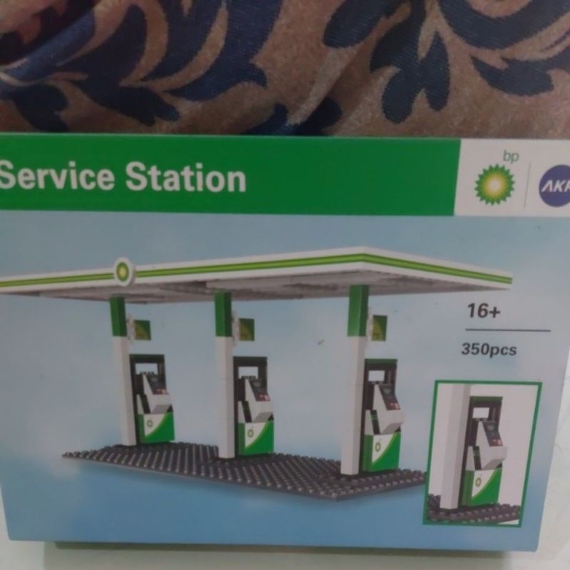 lego bricks bp service station