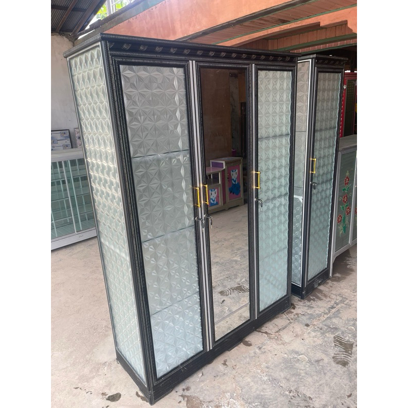 Lemari Stenlis Pintu 3