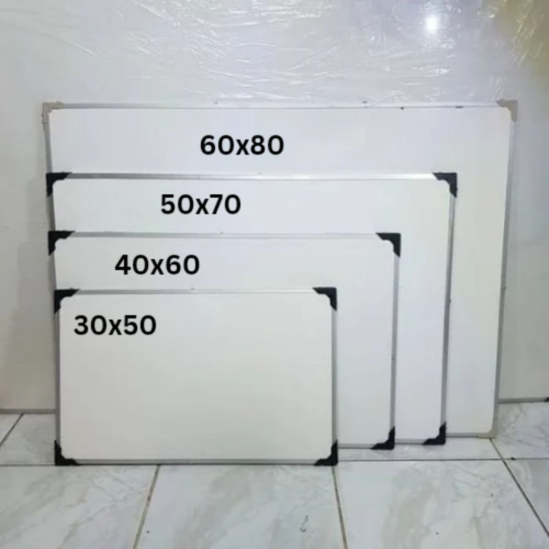 

whiteboard papan tulis spidol dan kapur gantung dinding