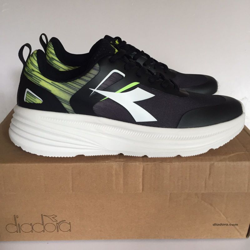 Sepatu Pria Diadora HARLON Original Ukuran 42