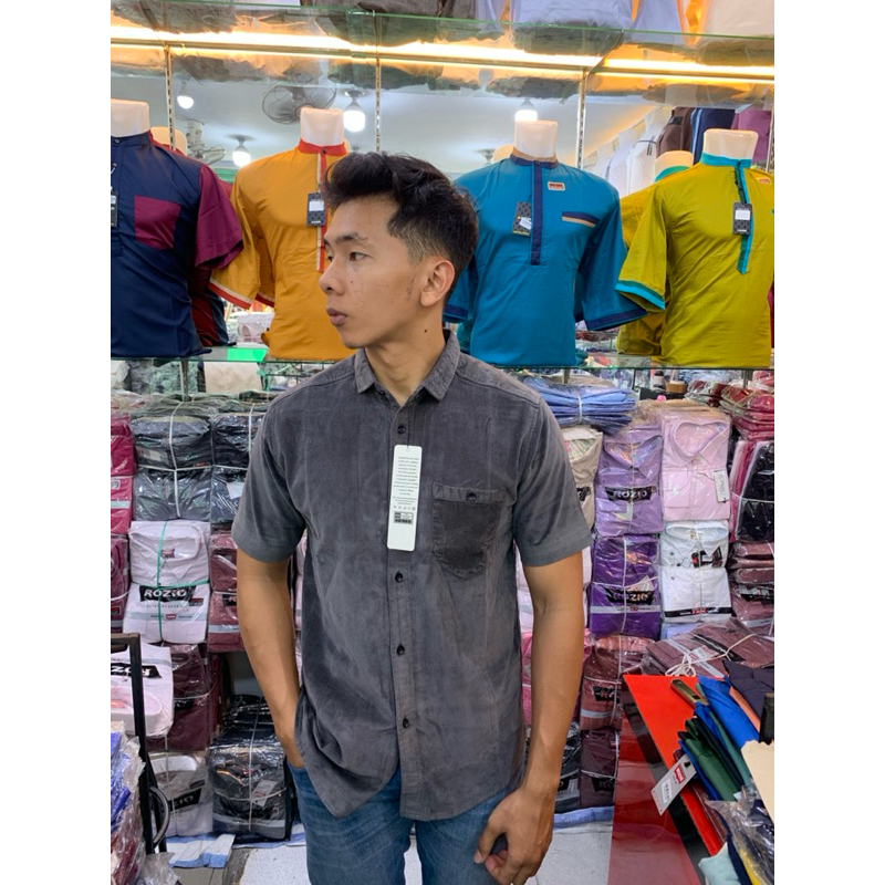 Kemeja Lengan Pendek Corduroy Premium