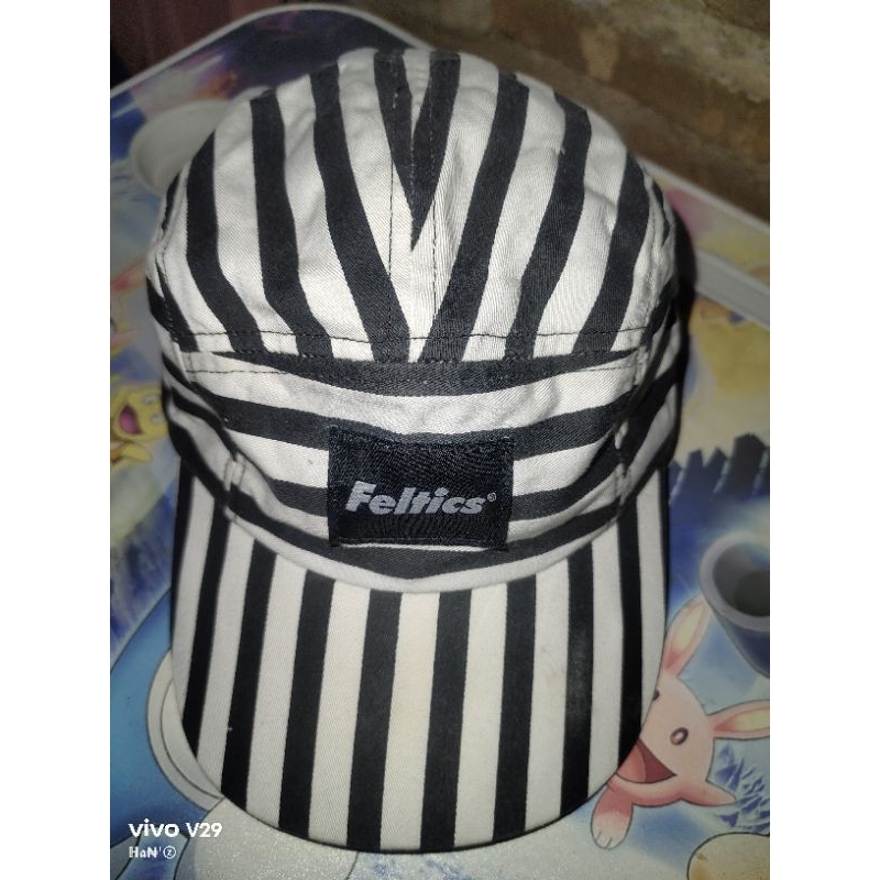 Topi feltics 5 panel