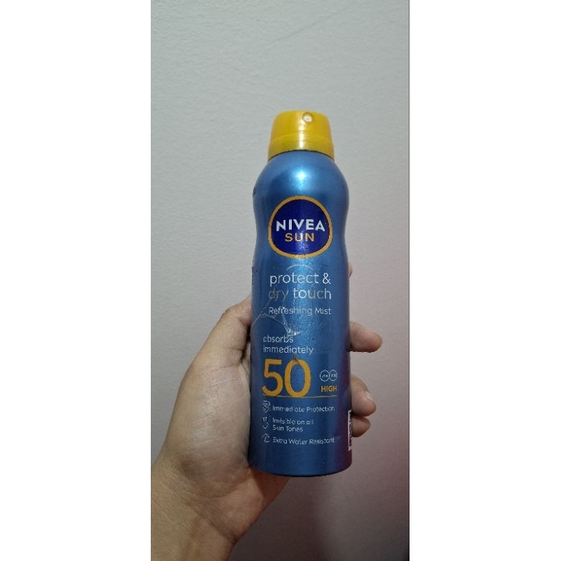 NIVEA Sunscreen spray