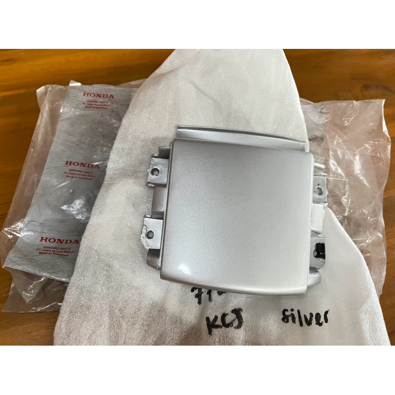 Cover Tail Sambungan Body Belakang Honda Tiger Lawas Tilas SILVER Original COVERTAIL BODI BELAKANG T