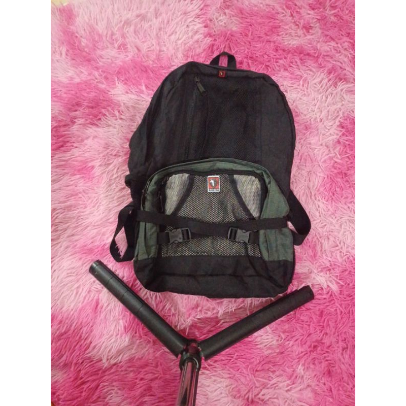 Tas multi fungsi Black Yak