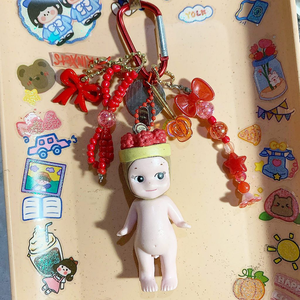𝒜𝓃𝑔ℯ𝓁 keychain / gantungan kunci sonny angel X laduree merah 𝒜𝓃𝑔ℯ𝓁