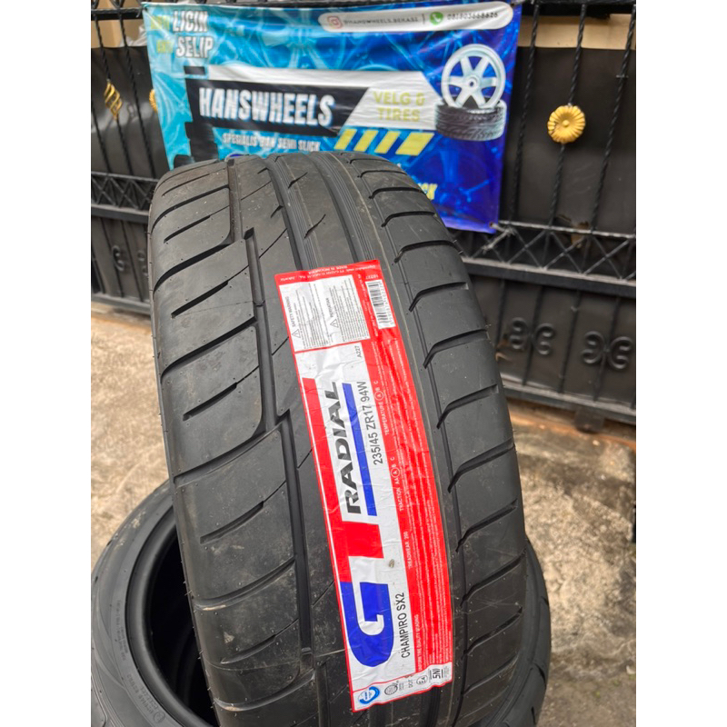 CHAMPIRO SX2 235 45 17 SEMISLICK