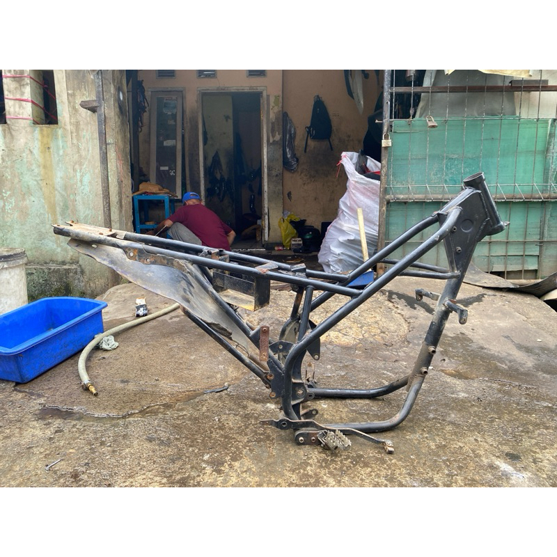 rangka trail bahan kuat lasan bagus bekas body ktm pnp mesin tiger