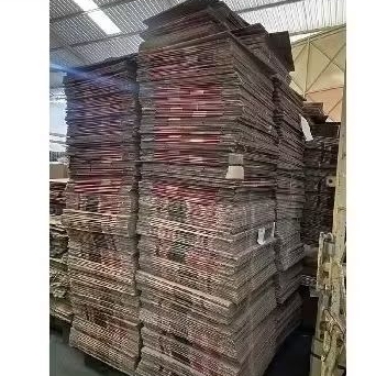 

KARDUS BEKAS 2 PLY TEBAL