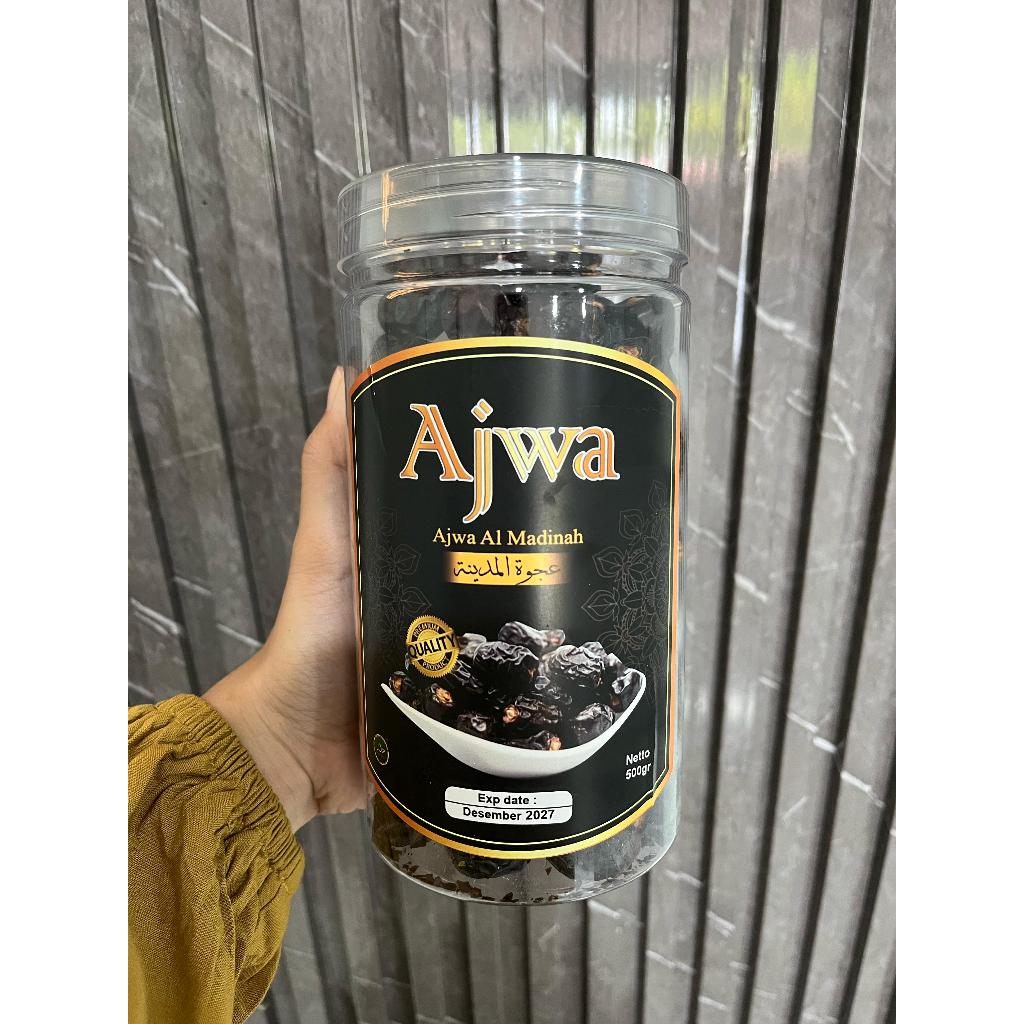 

Kurma Ajwa Al Madina 500gr Premium Quality (toples)