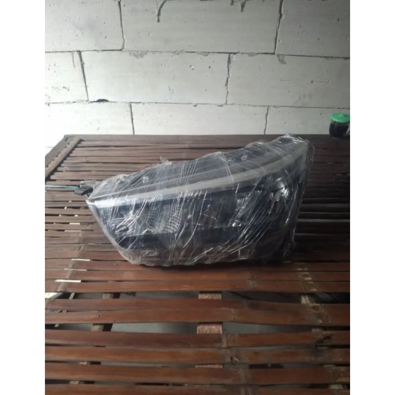 Headlamp toyota Rocky Kiri