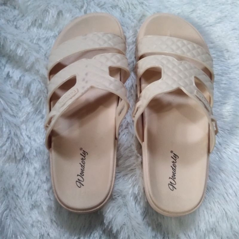 Preloved sandal wanita