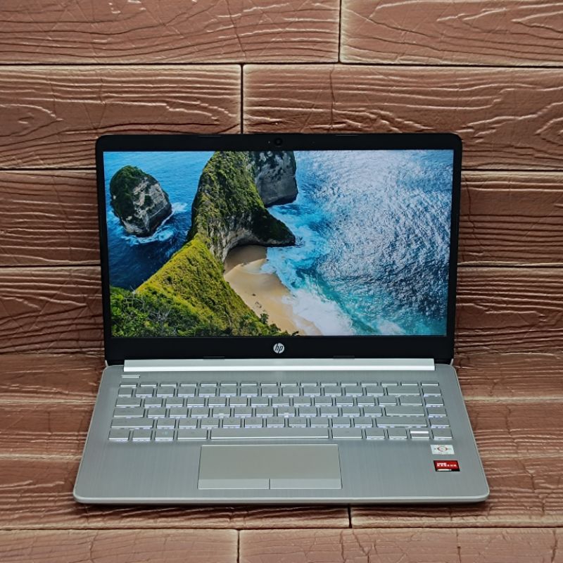 Laptop HP 14s-dk1507AU AMD Athlon Silver 3050U RAM 8GB SSD 256GB FHD BACKLIT