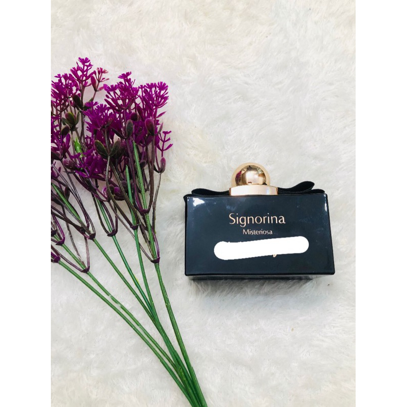 signorina misteriosa