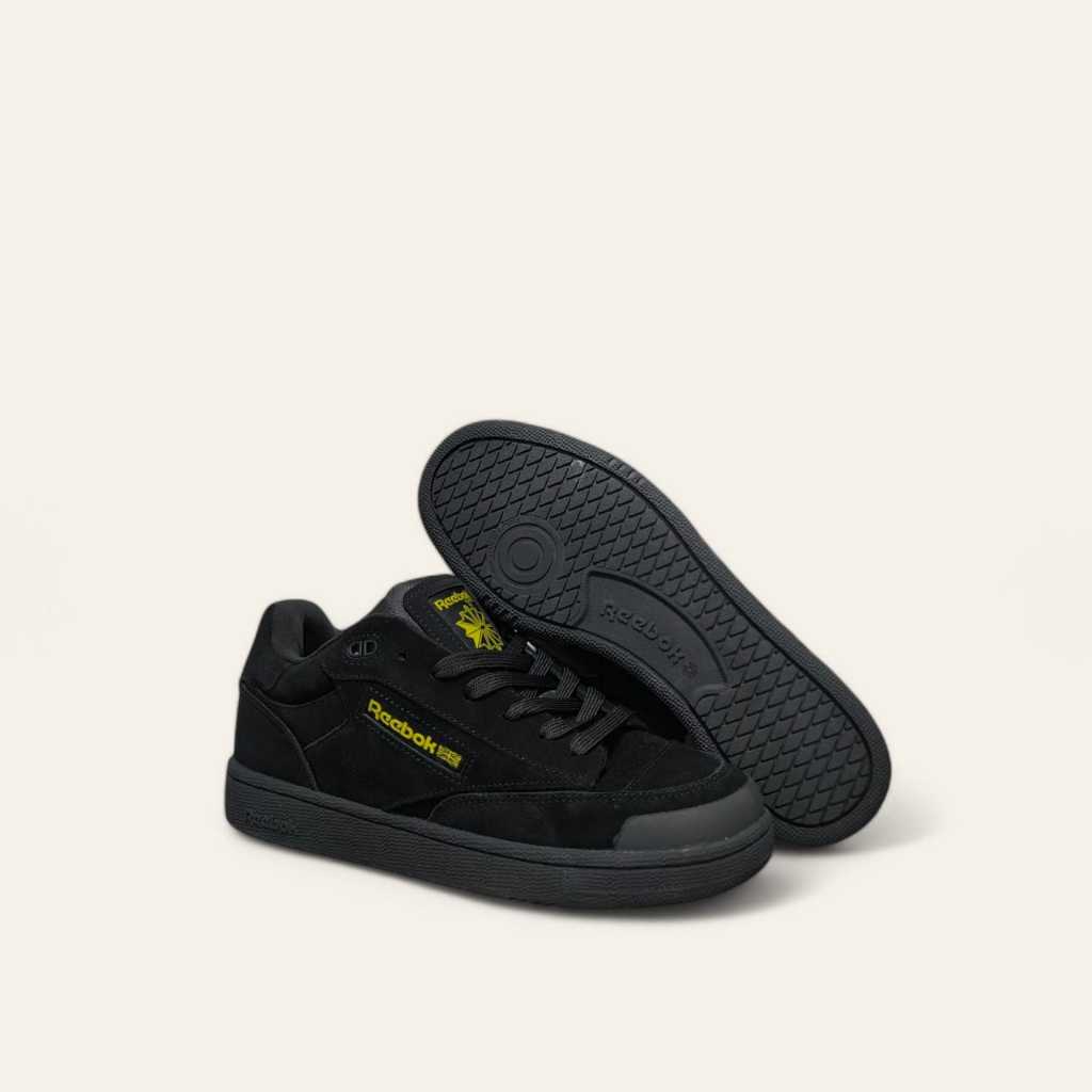 RBK Club C Bulc Core Sneakers, Sepatu Gemuk, Super Empuk, Kekinian Untuk Pria & Wanita Bisa COD ukur