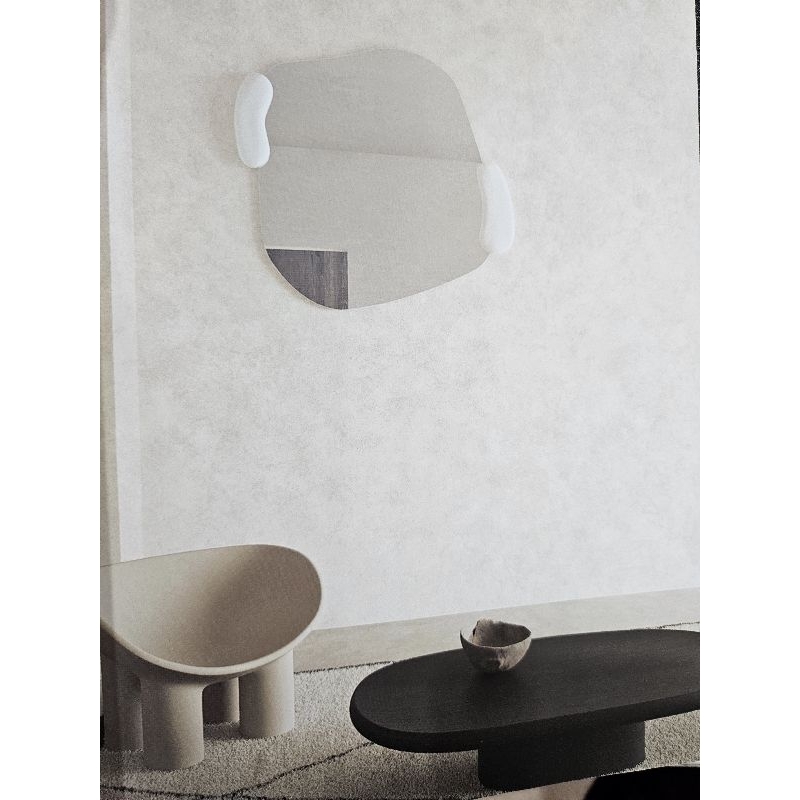 Wallpaper bermotif Semen