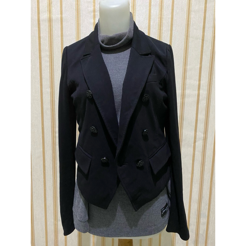Preloved blazer wanita semi crop hitam