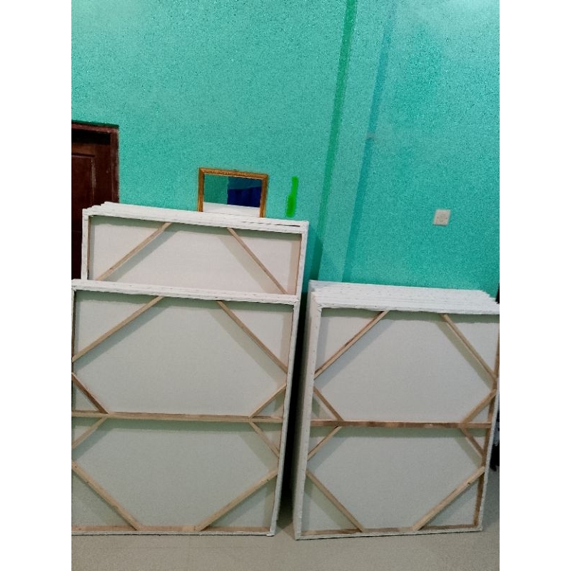 

Kanvas Lukis 80 x 100 / 90 x 120 tebal 5 cm