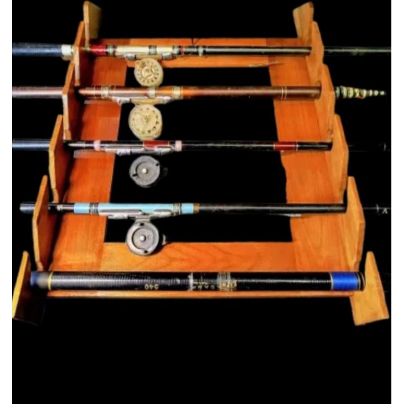 Rak Joran Pancing Kayu atau Rak Joran Tempel