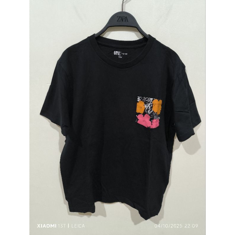 Preloved Kaos Pocket UT Uniqlo X Andy Warhol