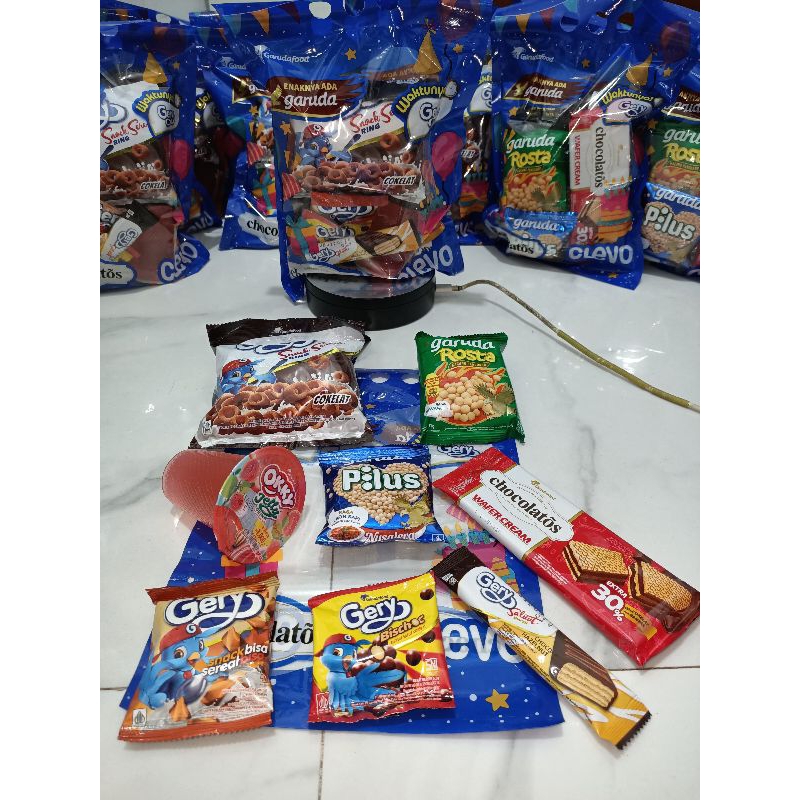 

READY PAKET ultah kirim INSTAN LKS dan OKKY JELLY/hampers/snack