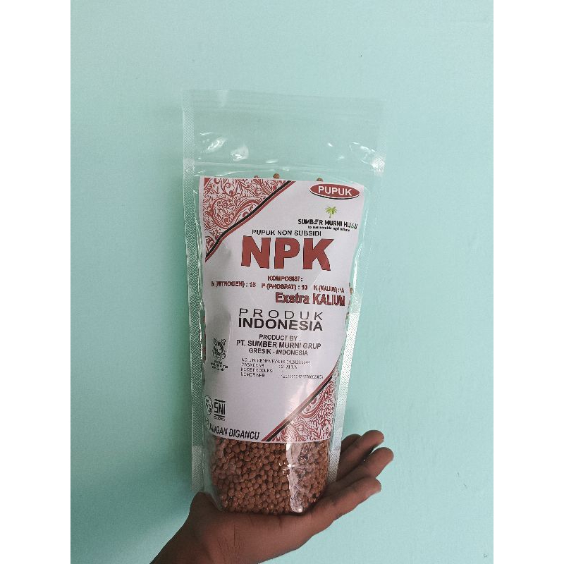 NPK 15-10-15 coklat