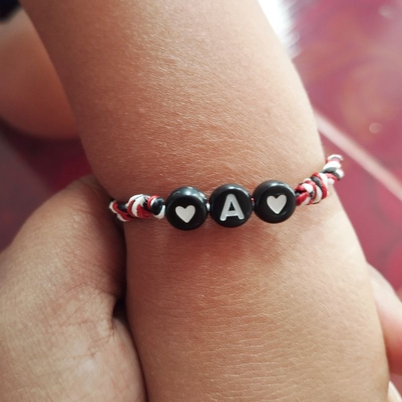 Tridatu Gelang Bayi dan Anak Inisial Nama + 2 LOVE