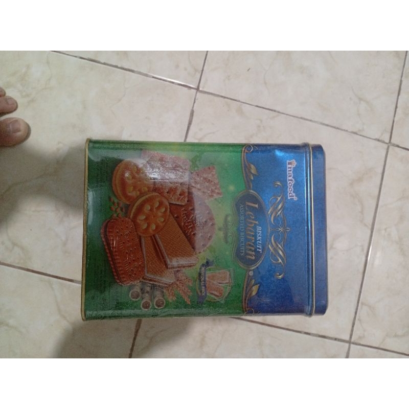 

KALENG BISKUIT INAFOOD