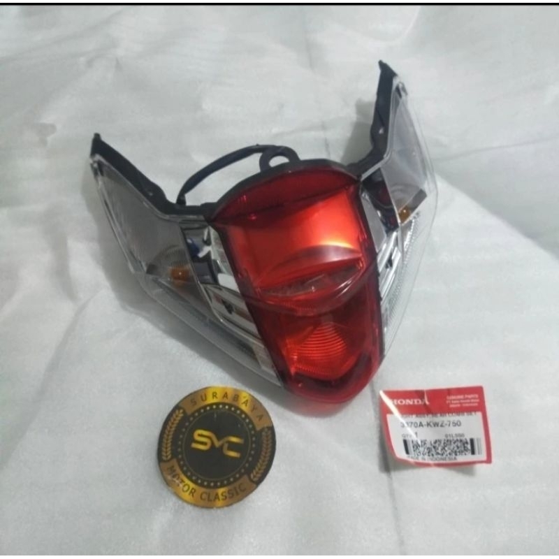 lampu belakang stoplamp Assy HONDA REVO AT ORIGINAL AHM 3370A-KWZ-750